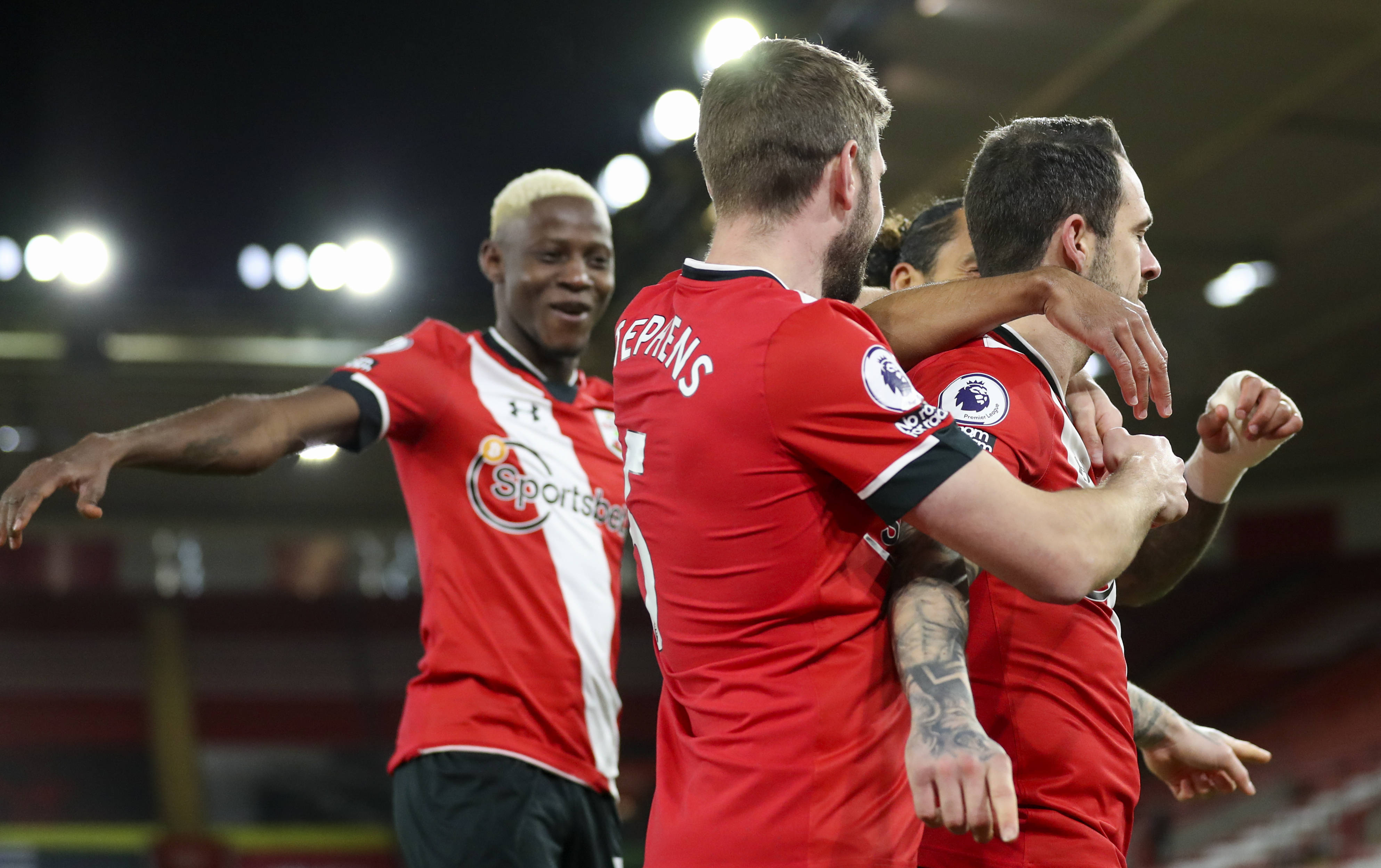 利物浦核心受伤，球队逆境中求胜的简单介绍