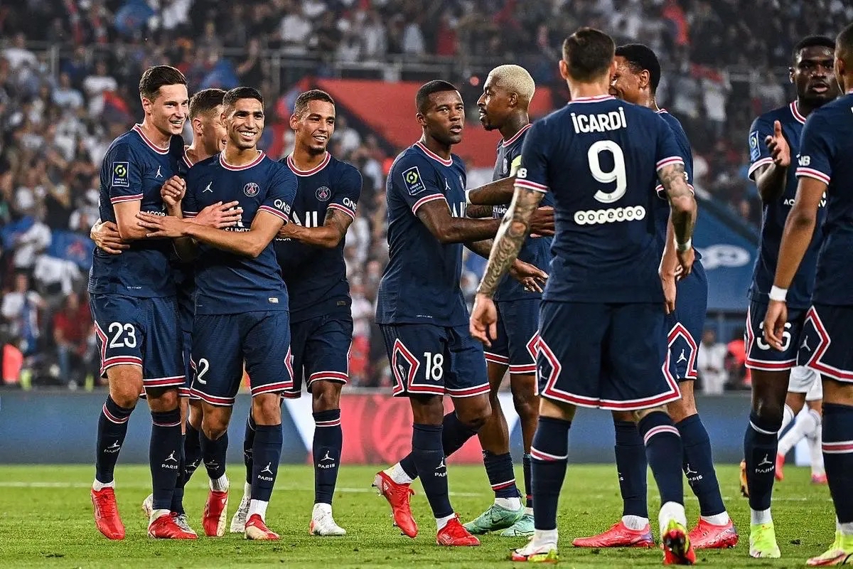 包含里尔胜斯特拉斯堡，继续领跑法国联赛的词条