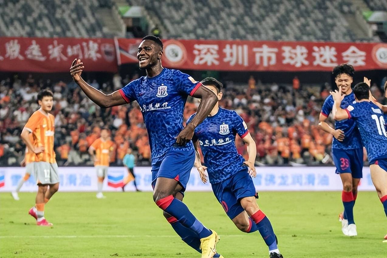 乐鱼体育在线娱乐-包含恒大憾平鲁能：广州恒大主场与山东鲁能激战，战平收场的词条