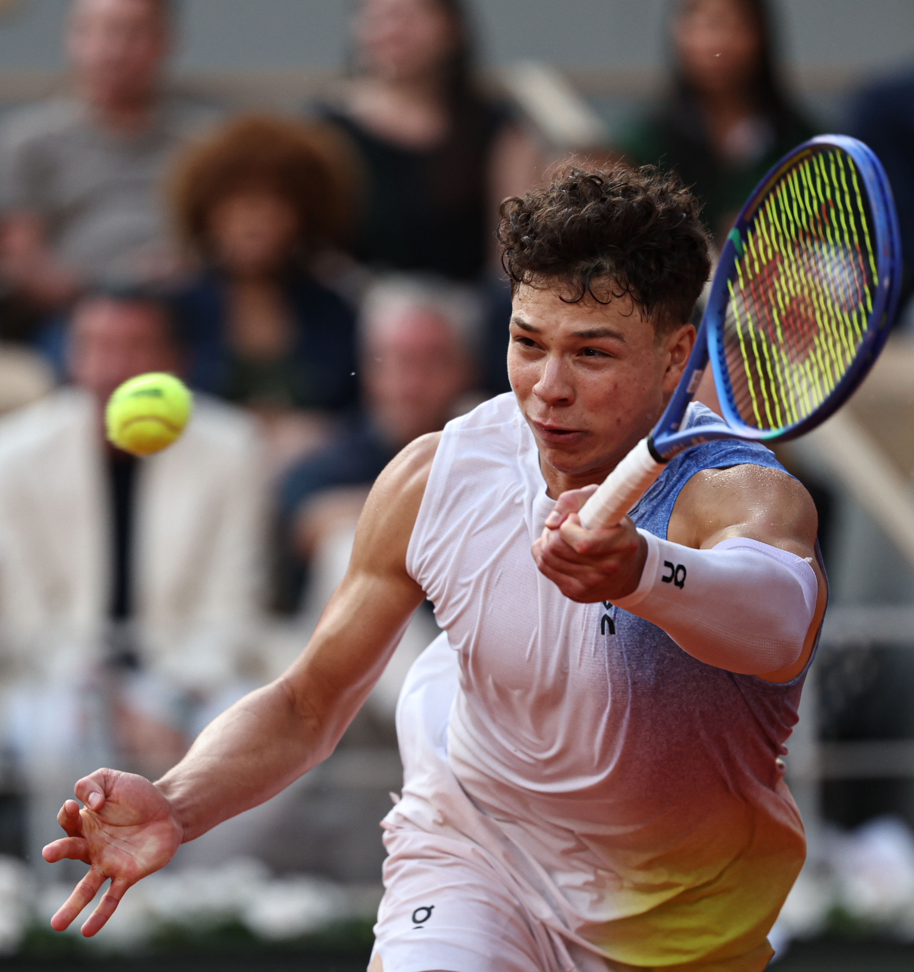 乐鱼-英国网球队翻盘日本网球队，阿尔卡拉斯高光表现