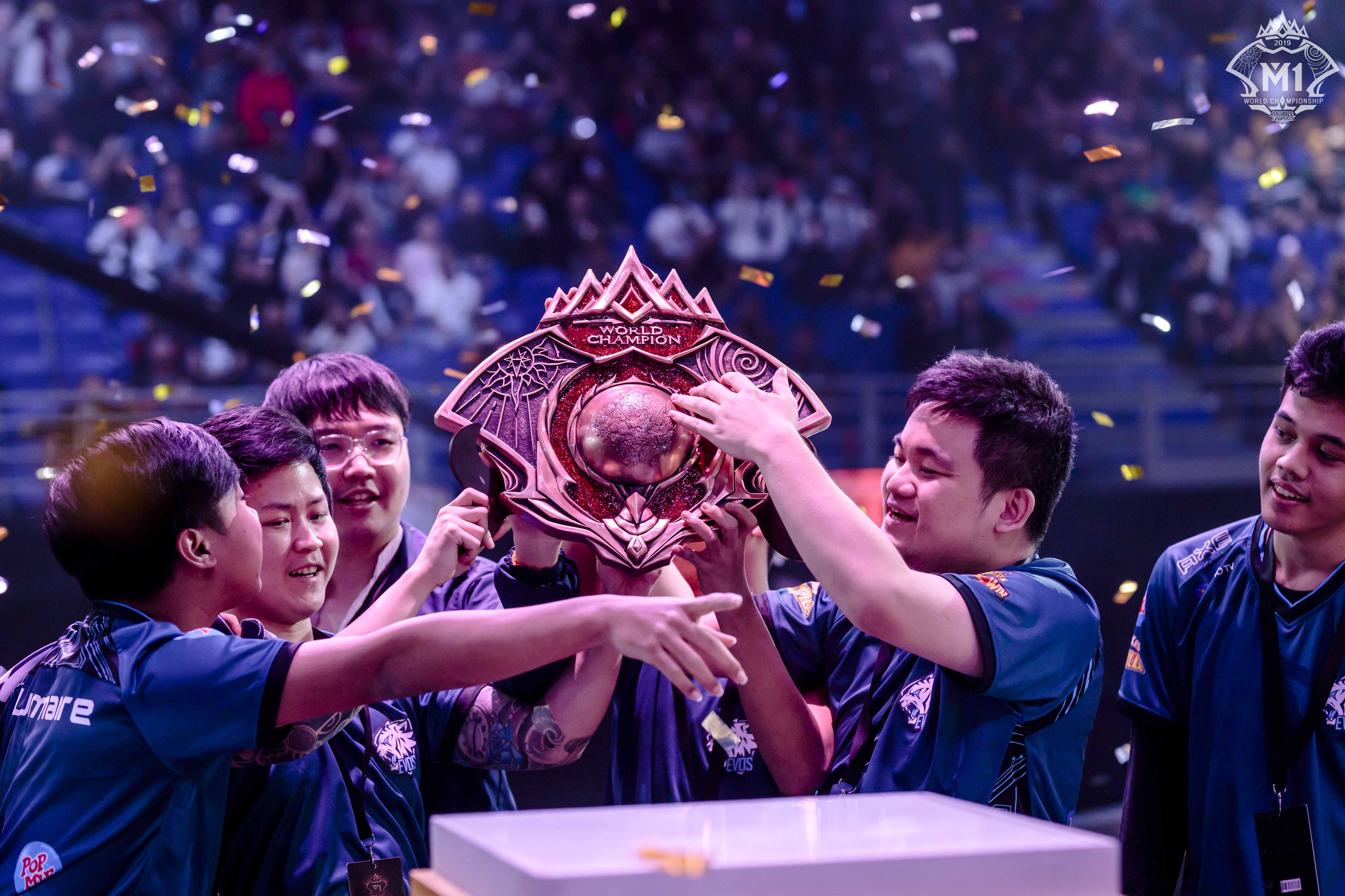 球队主帅表态，决心称霸全球赛场