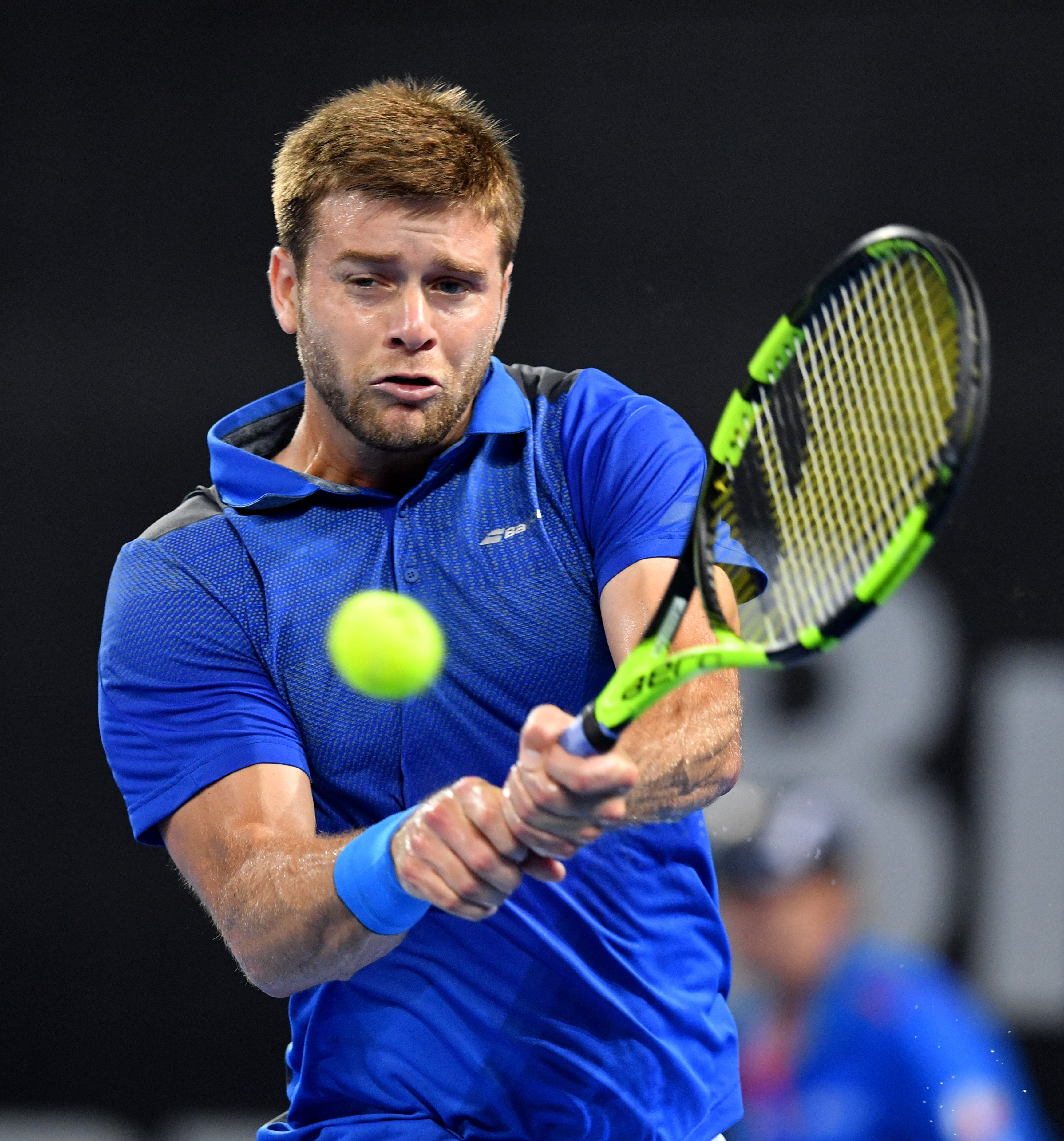 包含英国网球队力克世界网球队，克耶高斯惊艳世界的词条